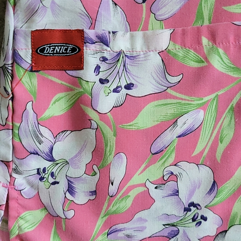 Scrub top - Picture 4 of 6